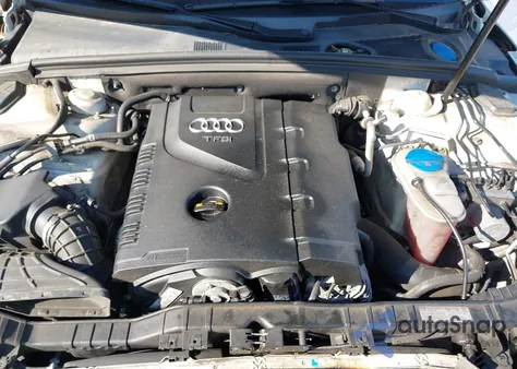 2010 Audi A4 2.0T Premium из США, поврежденный, VIN WAUBFAFL0AN037582